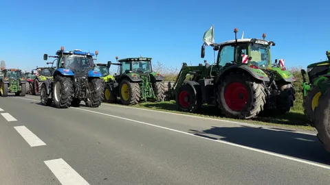 Miniature de la vidéo titrée \"GESTION DE L'EAU : LE COUP DE FORCE DES AGRICULTEURS"